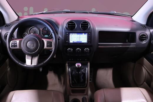 Jeep Compass vaihtoauto