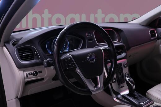 Volvo V40 Cross Country vaihtoauto