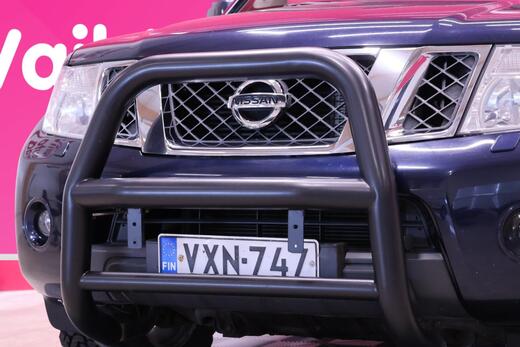 Nissan Navara vaihtoauto