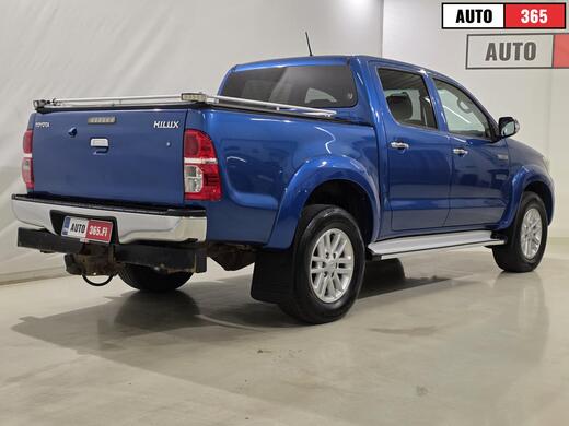 Toyota Hilux vaihtoauto