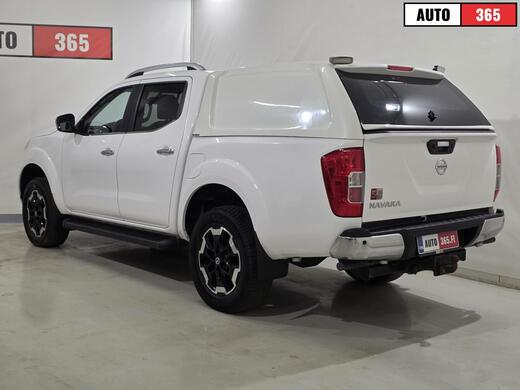 Nissan Navara vaihtoauto