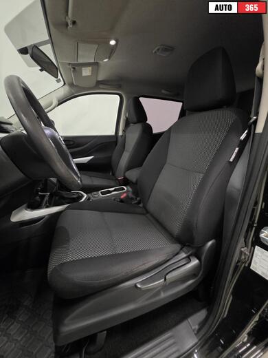 Nissan Navara vaihtoauto