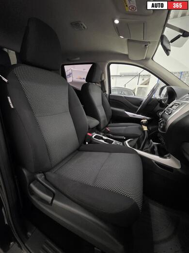 Nissan Navara vaihtoauto