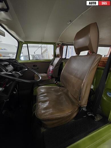 Volkswagen Kleinbus vaihtoauto