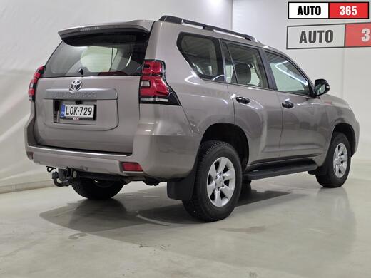 Toyota Land Cruiser vaihtoauto