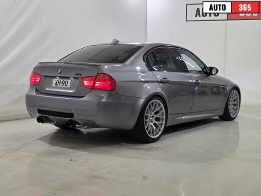 BMW M3 vaihtoauto