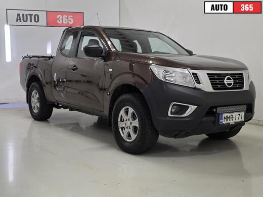 Nissan Navara vaihtoauto