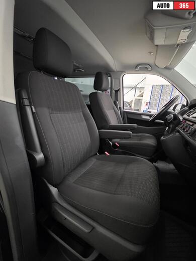 Volkswagen Caravelle vaihtoauto