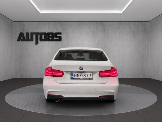 BMW 320 vaihtoauto