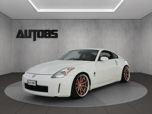 Nissan 350z vaihtoauto
