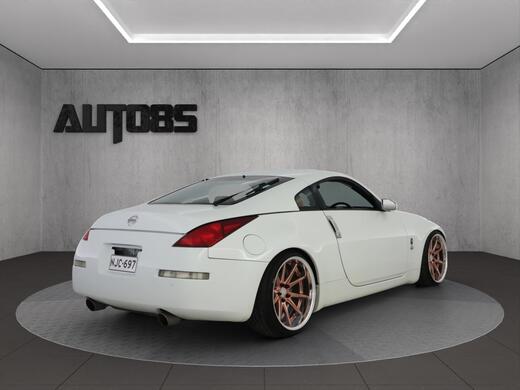 Nissan 350z vaihtoauto