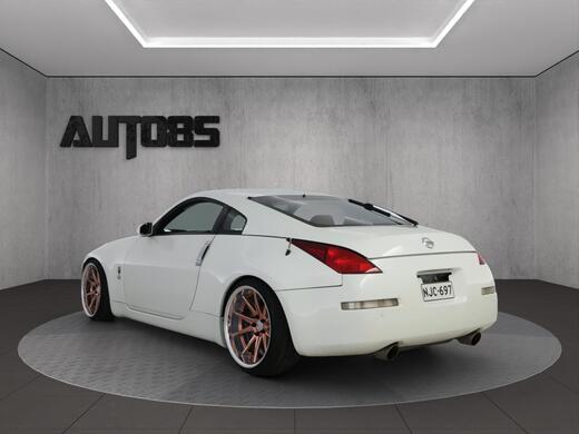 Nissan 350z vaihtoauto