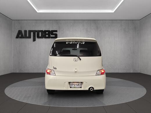 Toyota BB vaihtoauto