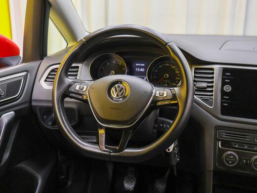 Volkswagen Golf Sportsvan vaihtoauto