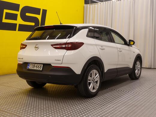 Opel Grandland X vaihtoauto