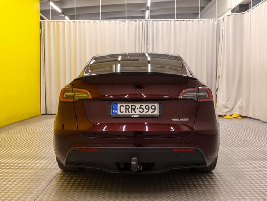 Tesla Model Y vaihtoauto