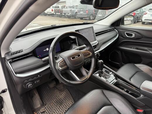 Jeep Compass vaihtoauto