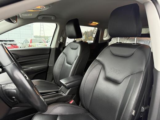 Jeep Compass vaihtoauto