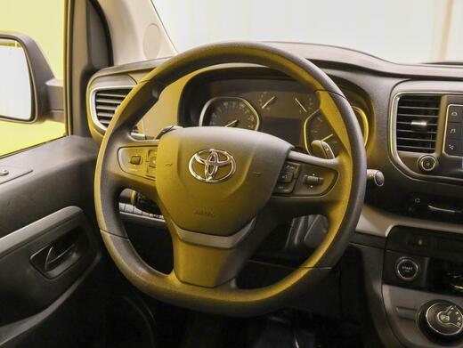 Toyota Proace Verso vaihtoauto