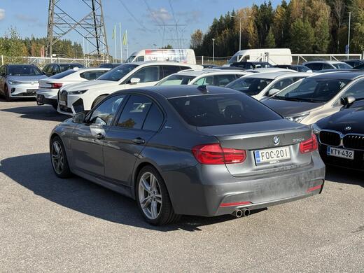 BMW 330 vaihtoauto