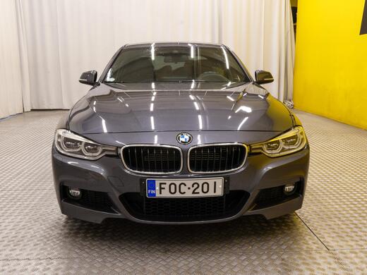 BMW 330 vaihtoauto