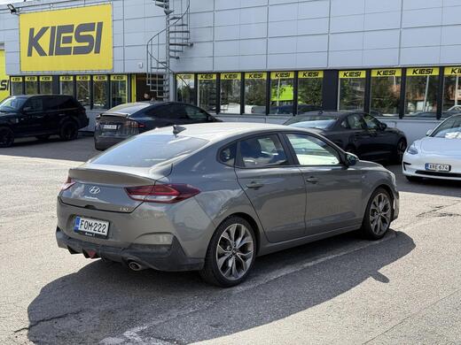 Hyundai i30 Fastback vaihtoauto