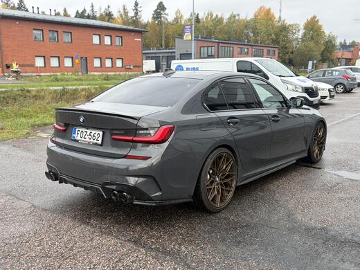 BMW 330 vaihtoauto