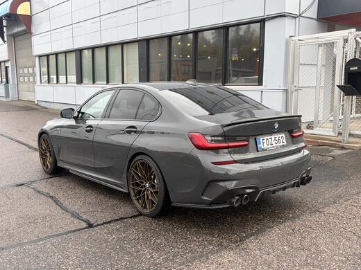 BMW 330 vaihtoauto