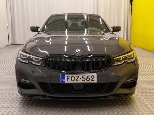 BMW 330 vaihtoauto