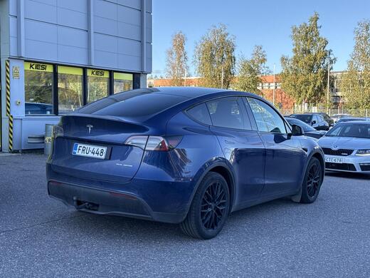 Tesla Model Y vaihtoauto