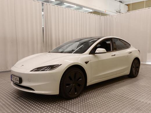 Tesla Model 3 vaihtoauto