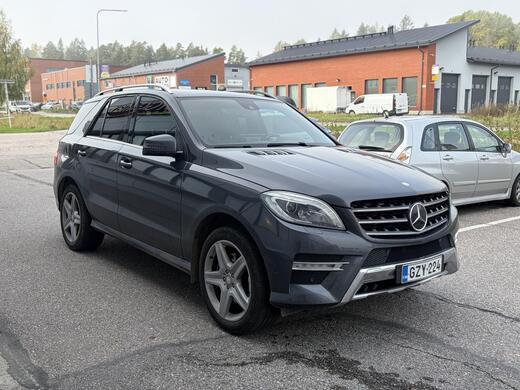 Mercedes-Benz ML vaihtoauto