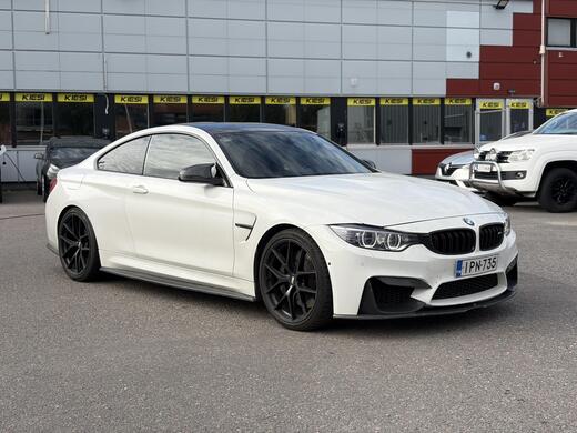 BMW M4 vaihtoauto
