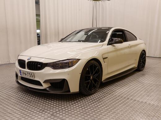 BMW M4 vaihtoauto