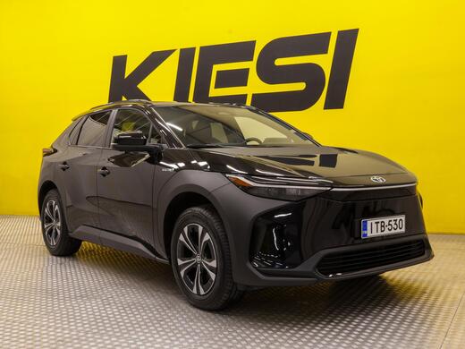 Toyota bZ4X vaihtoauto