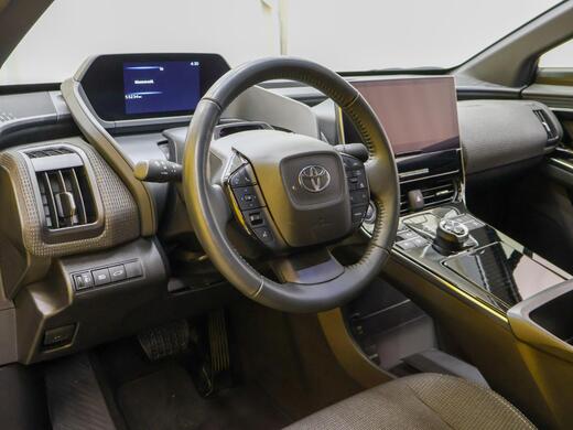 Toyota bZ4X vaihtoauto
