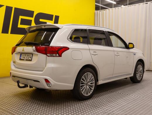 Mitsubishi Outlander PHEV vaihtoauto