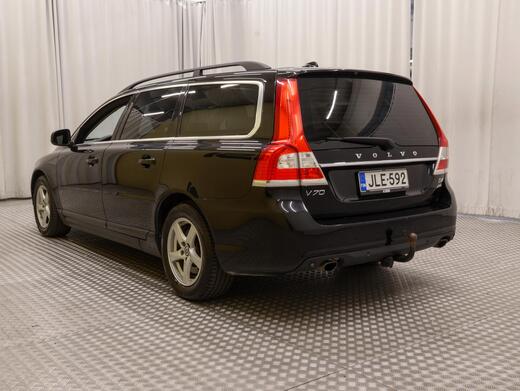 Volvo V70 vaihtoauto
