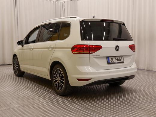 Volkswagen Touran vaihtoauto