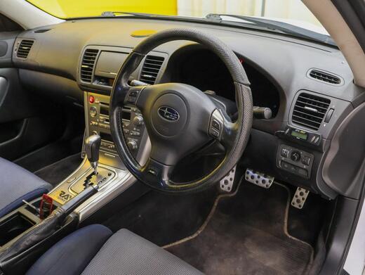 Subaru Legacy vaihtoauto