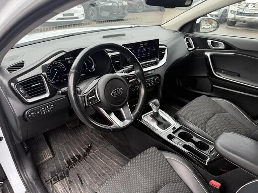 Kia XCeed vaihtoauto