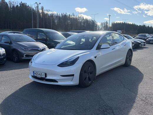 Tesla Model 3 vaihtoauto