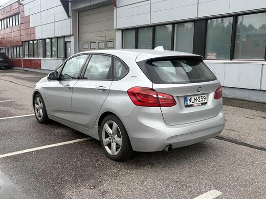 BMW 225 vaihtoauto