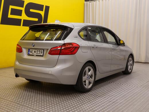 BMW 225 vaihtoauto