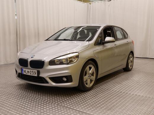 BMW 225 vaihtoauto