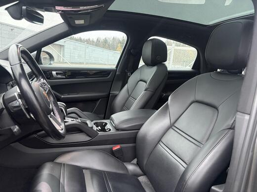 Porsche Cayenne vaihtoauto