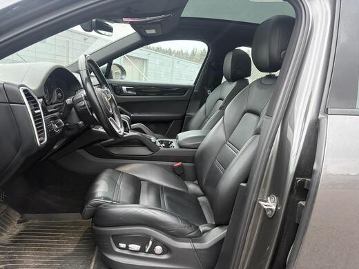 Porsche Cayenne vaihtoauto