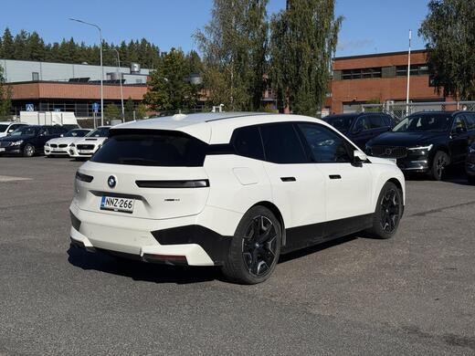 BMW iX vaihtoauto