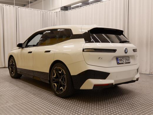 BMW iX vaihtoauto