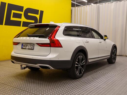 Volvo V90 Cross Country vaihtoauto